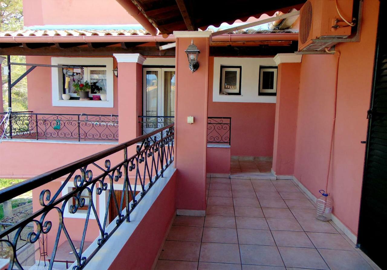 Paradise House Liapades Extérieur photo